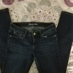 Women's Aeropostale Bayla skinny size 4short Jeans